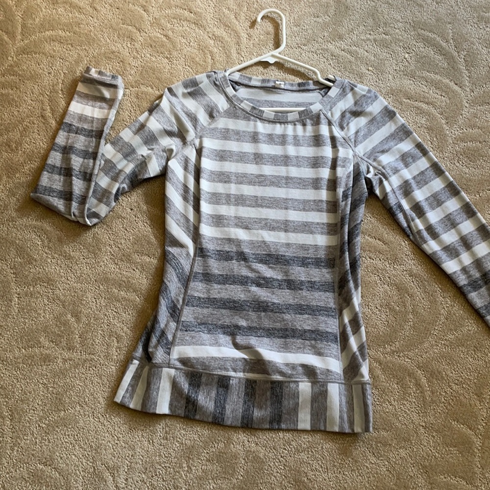 Lululemon long sleeve top